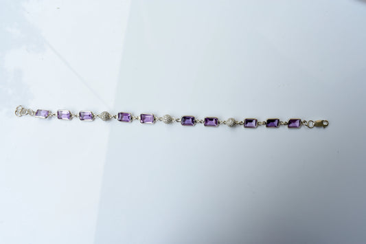 Amethyst emerald-cut bezel bracelet in 925 silver with cubic zirconia accents