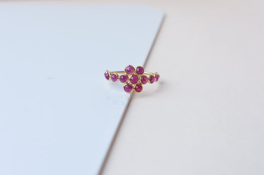 Ruby Flower Cluster Ring in 18K Gold – Round Cabochon Bezel-Set Ring