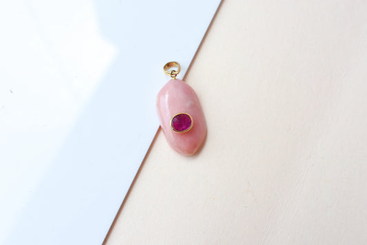 18K gold pendant with pink opal and ruby accent