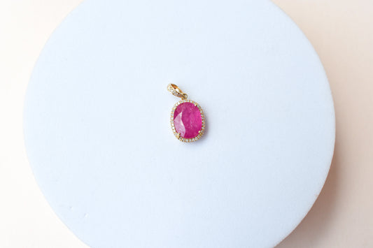 18K gold pendant with ruby and diamond halo