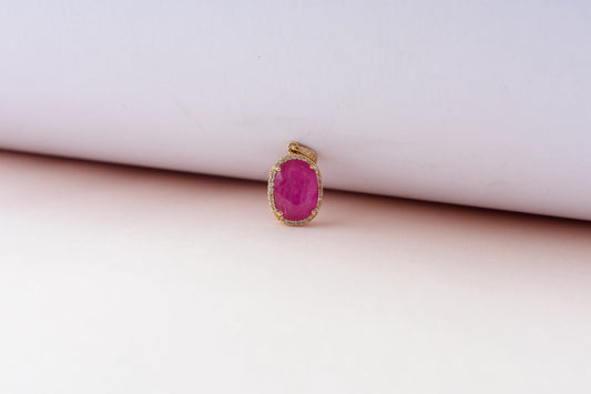18K gold pendant with ruby and diamond halo