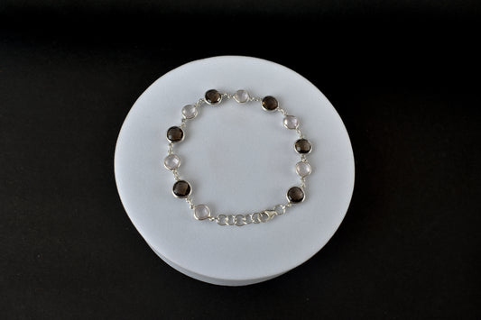 Rose quartz and smoky quartz bracelet with bezel-set stones in 925 silver