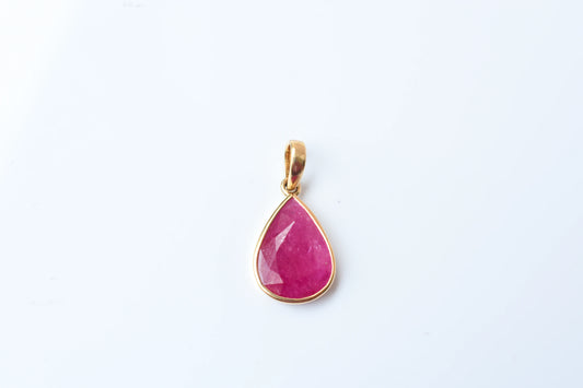 18K gold pendant with bezel-set rose-cut pear ruby