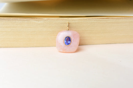 18K gold pendant with pink opal slab and tanzanite centre stone