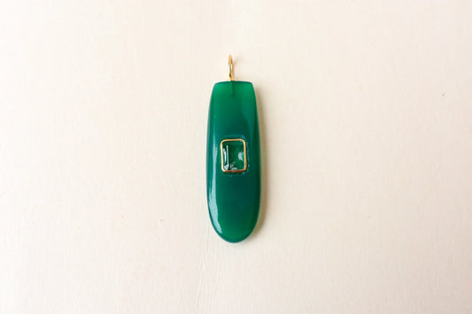 18K gold pendant with elongated green onyx slab and accent stone
