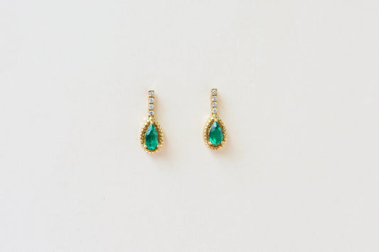 18K gold stud earrings with emerald and diamond accents