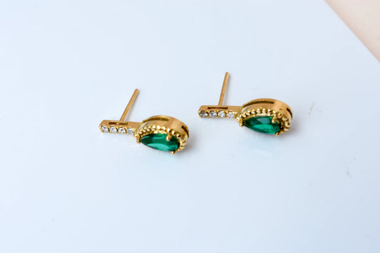 18K gold stud earrings with emerald and diamond accents