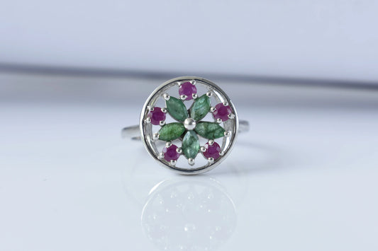 Emerald and ruby flower cluster ring in 925 silver