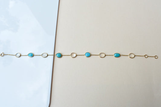 18K gold bracelet with moonstone and turquoise stations