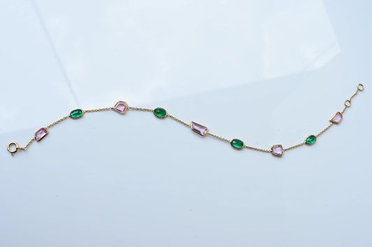 18K gold bracelet with emerald and pink sapphire stations