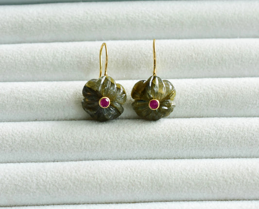 18K gold drop earrings with carved labradorite and ruby accent