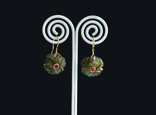 18K gold drop earrings with carved labradorite and ruby accent