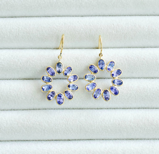 18K gold tanzanite cluster earrings with pear-shaped stones