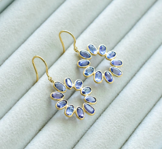 18K gold tanzanite cluster earrings with pear-shaped stones