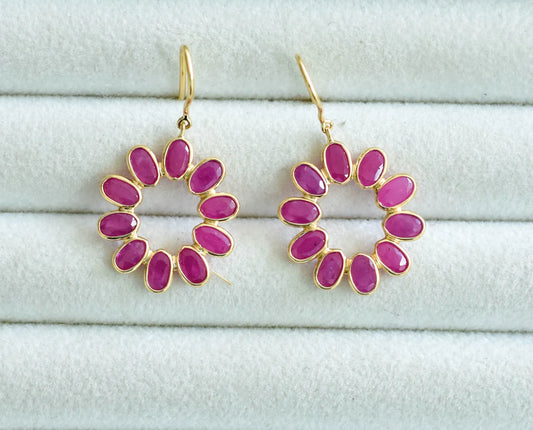 18K gold ruby flower cluster stud earrings