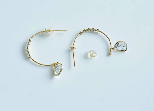 18K gold hoop earrings with diamond and diamond polki accents
