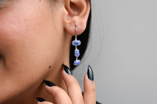Tanzanite Graduated Drop Earrings in 925 Silver – Handmade Statement Gemstone Jewelry