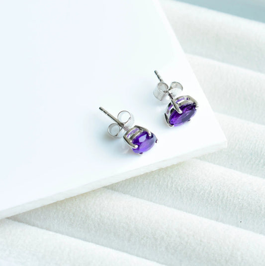Oval-Cut Amethyst Solitaire Stud Earrings in 925 Silver – Classic Everyday Fine Jewelry
