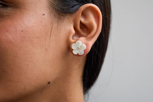 Carved Mother of Pearl Flower Stud Earrings in 925 Silver – Handmade Everyday Jewelry