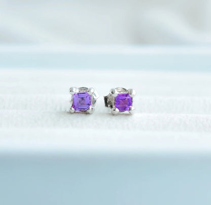 Amethyst Cluster Stud Earrings in 925 Silver – Delicate Everyday Gemstone Jewelry