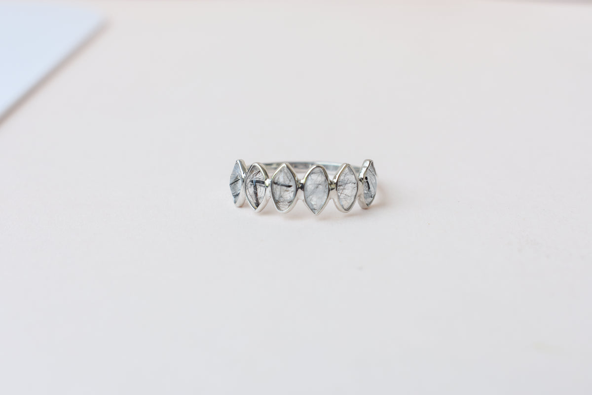 Marquise-cut rutilated quartz eternity ring in 925 silver