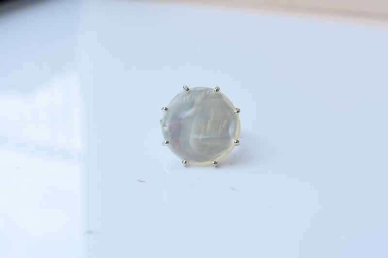 Mother of Pearl Ring in 925 Silver – Handmade Round Cabochon Statement Jewelry