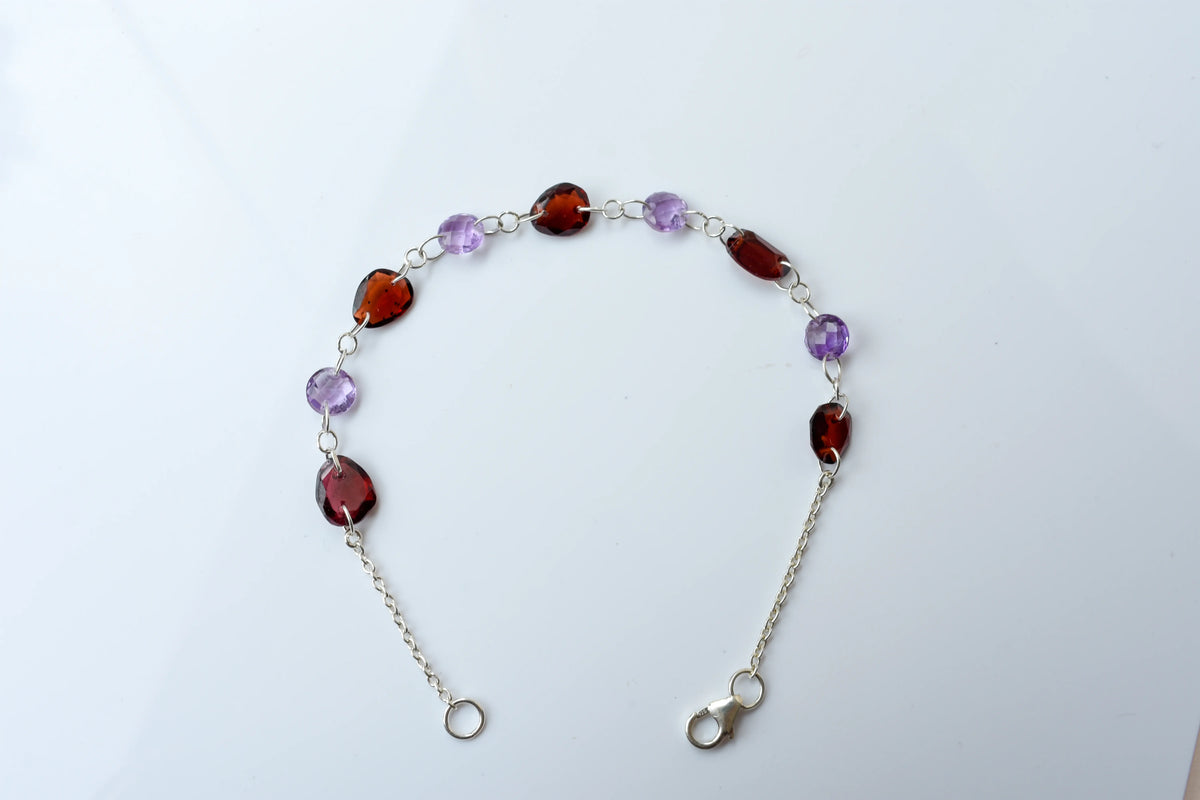 Garnet and Amethyst Bead Bracelet in Silver – Handmade Multi Gemstone Chain Jewelry