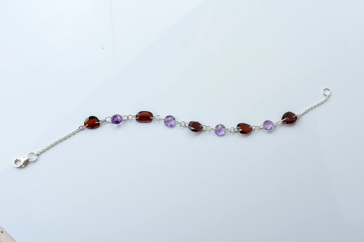 Garnet and Amethyst Bead Bracelet in Silver – Handmade Multi Gemstone Chain Jewelry