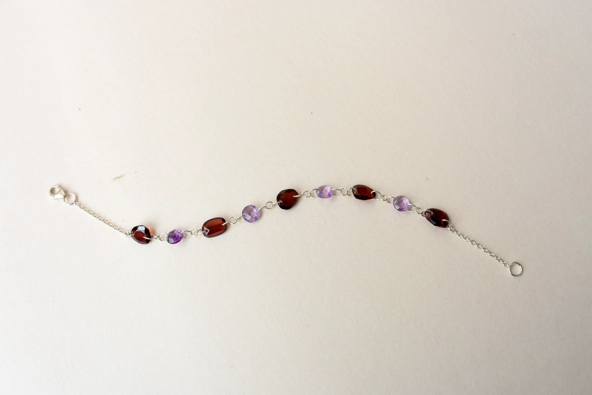 Garnet and Amethyst Bead Bracelet in Silver – Handmade Multi Gemstone Chain Jewelry