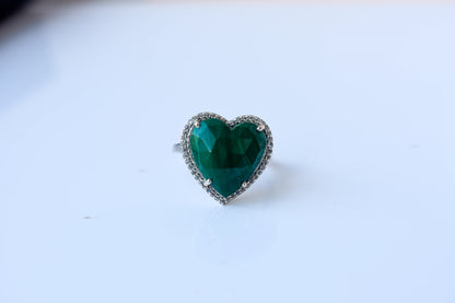 Heart-cut malachite ring in 925 silver with cubic zirconia halo