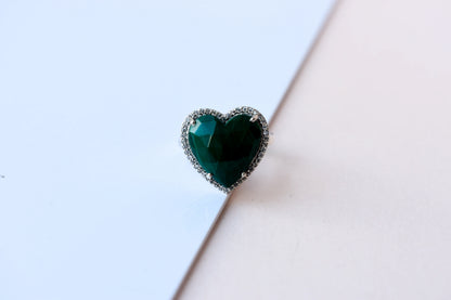 Heart-cut malachite ring in 925 silver with cubic zirconia halo