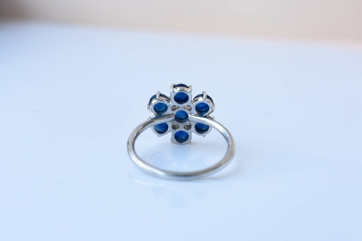 Blue sapphire flower cluster ring in 925 silver with round sapphires