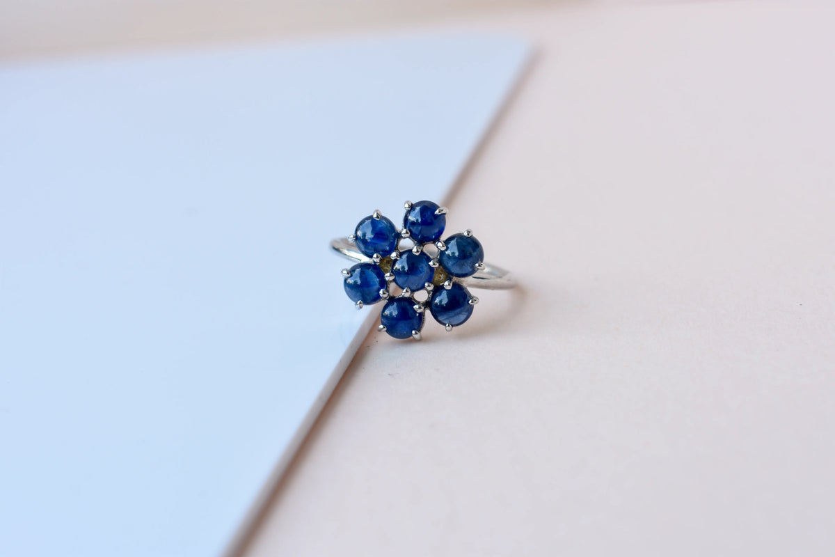 Blue sapphire flower cluster ring in 925 silver with round sapphires