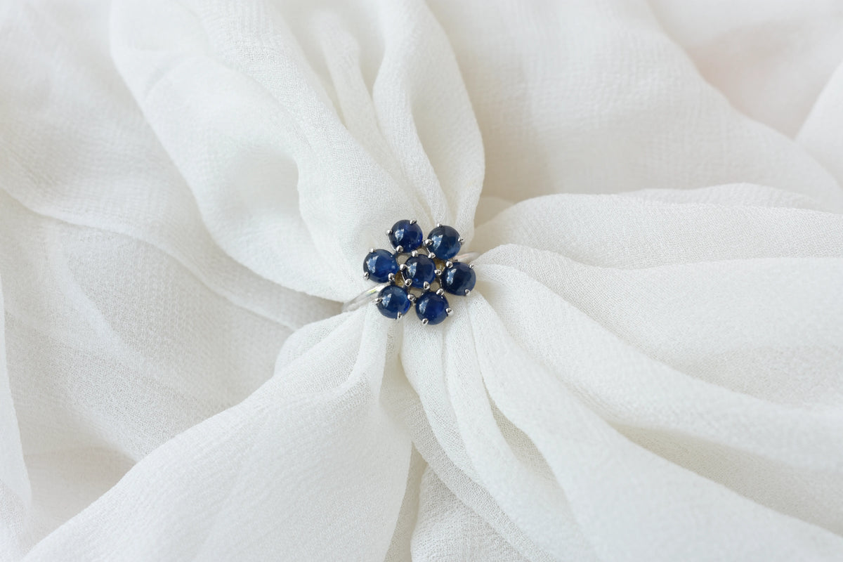 Blue sapphire flower cluster ring in 925 silver with round sapphires