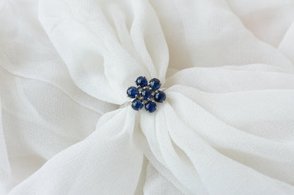 Blue sapphire flower cluster ring in 925 silver with round sapphires