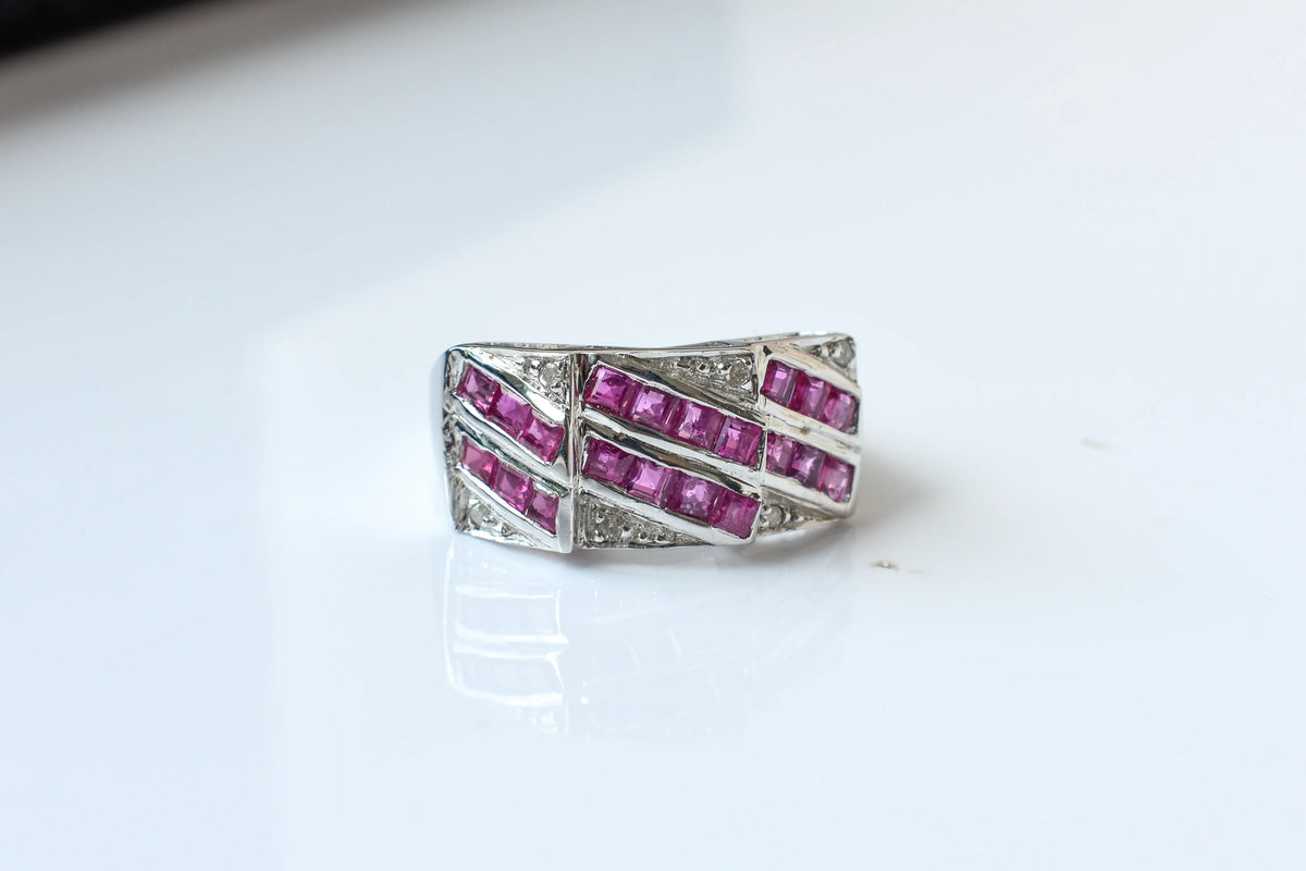 Ruby and diamond Art Deco geometric ring in 925 silver