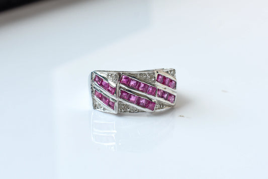 Ruby and diamond Art Deco geometric ring in 925 silver