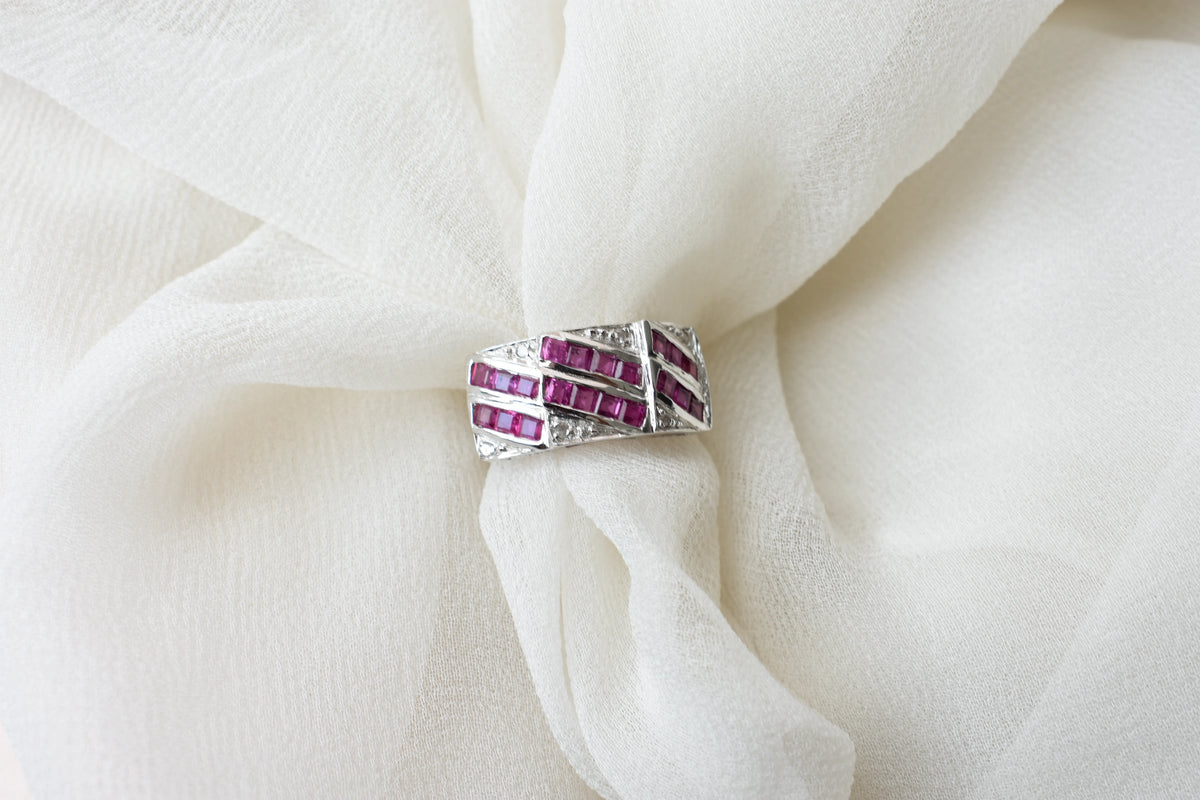 Ruby and diamond Art Deco geometric ring in 925 silver