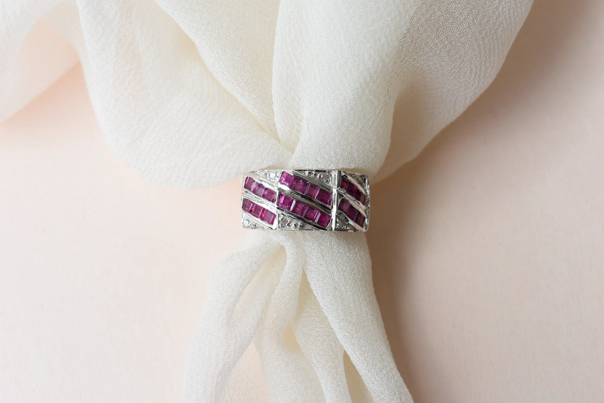 Ruby and diamond Art Deco geometric ring in 925 silver