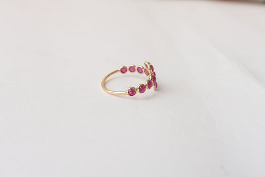 Ruby Flower Cluster Ring in 18K Gold – Round Cabochon Bezel-Set Ring