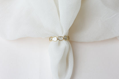 Diamond Slice Band Ring in 18K Gold – Freeform Bezel-Set Stacking Ring