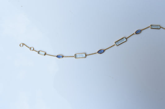 Aquamarine & Tanzanite Station Bracelet in 18K Gold – Emerald-Cut & Marquise Bezel Bracelet