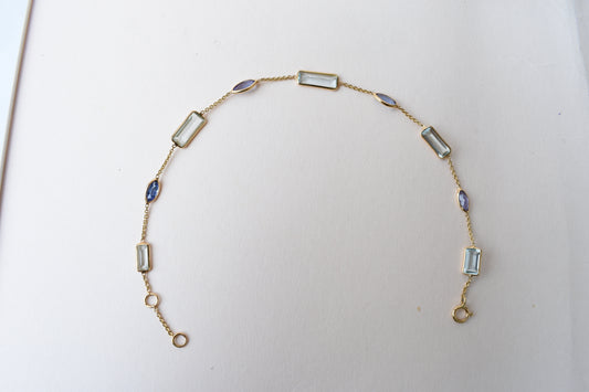 Aquamarine & Tanzanite Station Bracelet in 18K Gold – Emerald-Cut & Marquise Bezel Bracelet