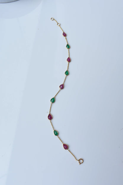 18K gold bracelet with alternating ruby and emerald drops