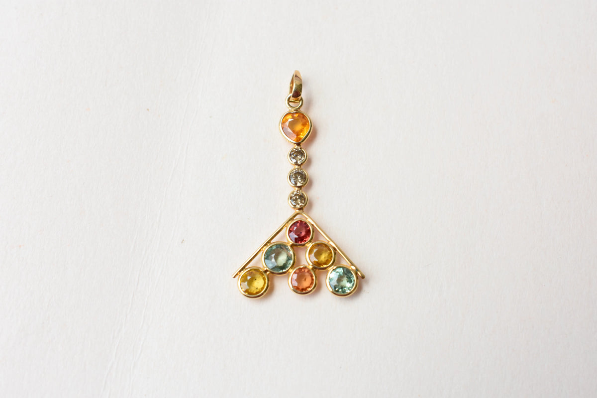 18K gold pendant with multi-colour sapphire cluster and diamonds