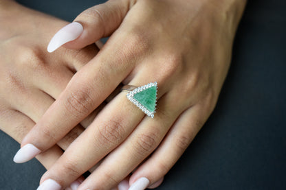 Triangular green agate ring with cubic zirconia halo in 925 silver