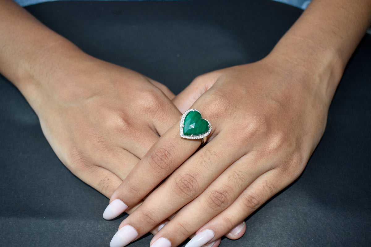 Heart-cut malachite ring in 925 silver with cubic zirconia halo