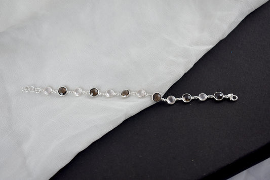 Rose quartz and smoky quartz bracelet with bezel-set stones in 925 silver