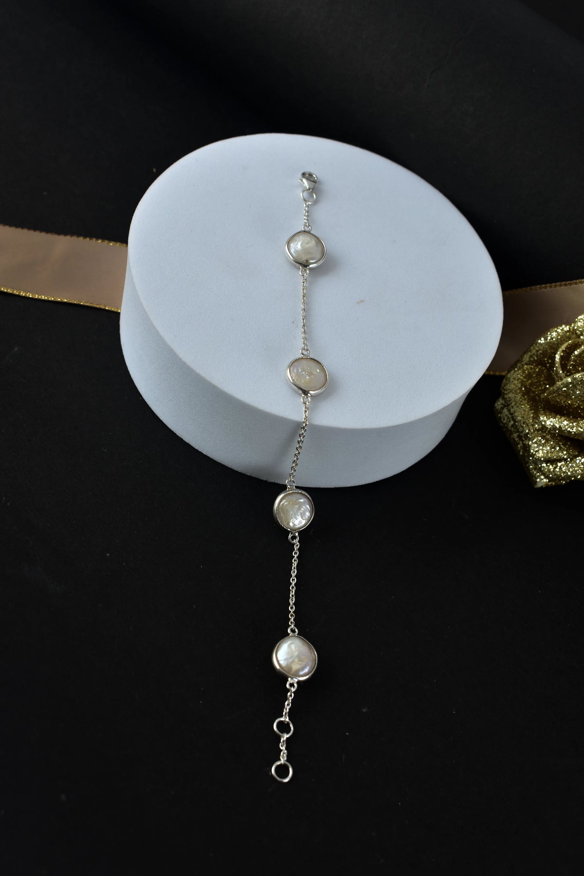 Coin pearl station bracelet with bezel-set pearls on a 925 silver chain