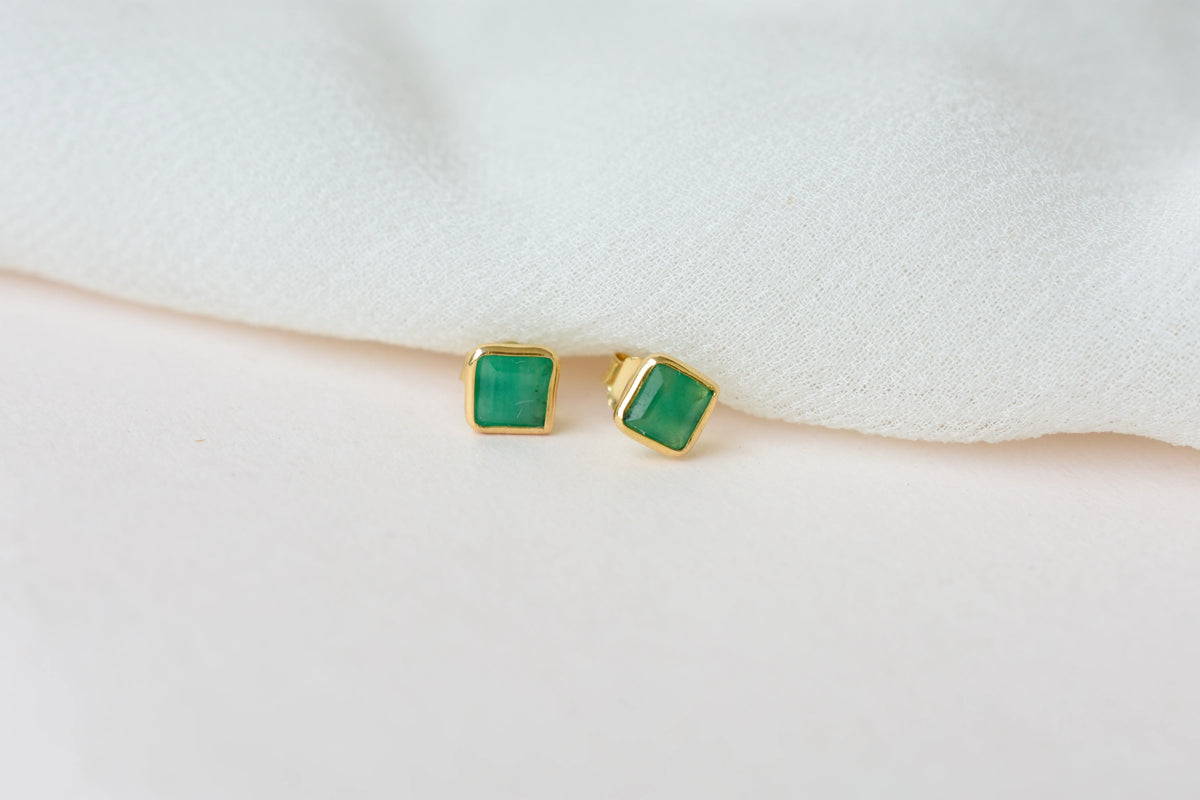 Natural Emerald Stud Earrings, 18K Solid Yellow Gold, 0.90 Ct Square Bezel Studs, Minimalist Green Gemstone Earrings, May Birthstone Gift